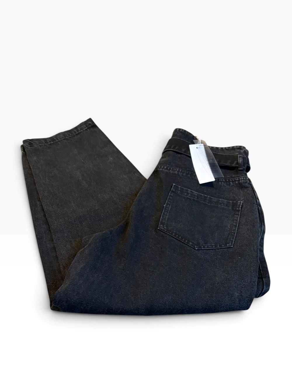 GILLI black balloon taper jeans nwt